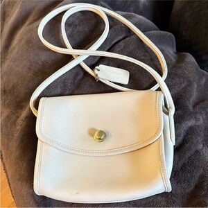 Vintage Coach Chrystie Leather Crossbody –‎ Ivory | 1990s Minimalist Classic